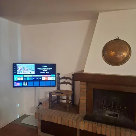 בית נופש Juli's סן לזרו די סבנה